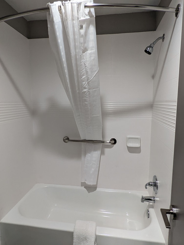 Okc Hotel - photo 17