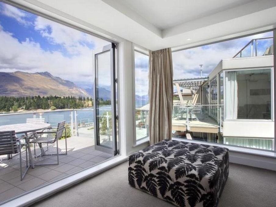 Luxury Lake Suites in Queenstown, New Zealand