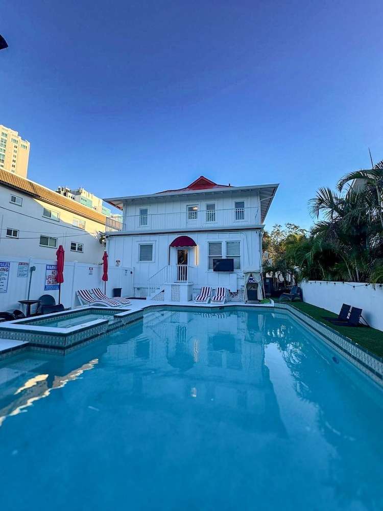 Prestige Collection Boutique hotel in St. Petersburg, United States