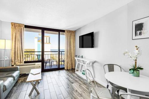 Upscale Oceanview 1Br Dog Friendly 1104 — 4-Star Luxury Hotel in Myrtle Beach, United States