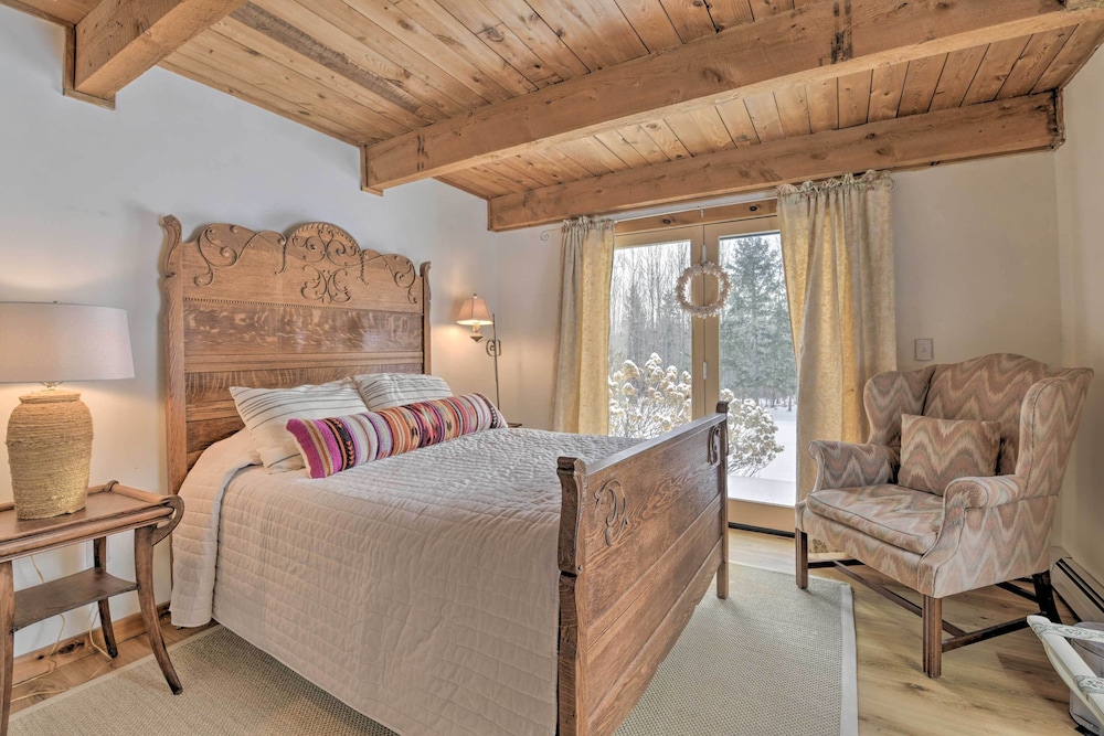 Upscale Montgomery Cabin Near Jay Peak Resort - photo 15