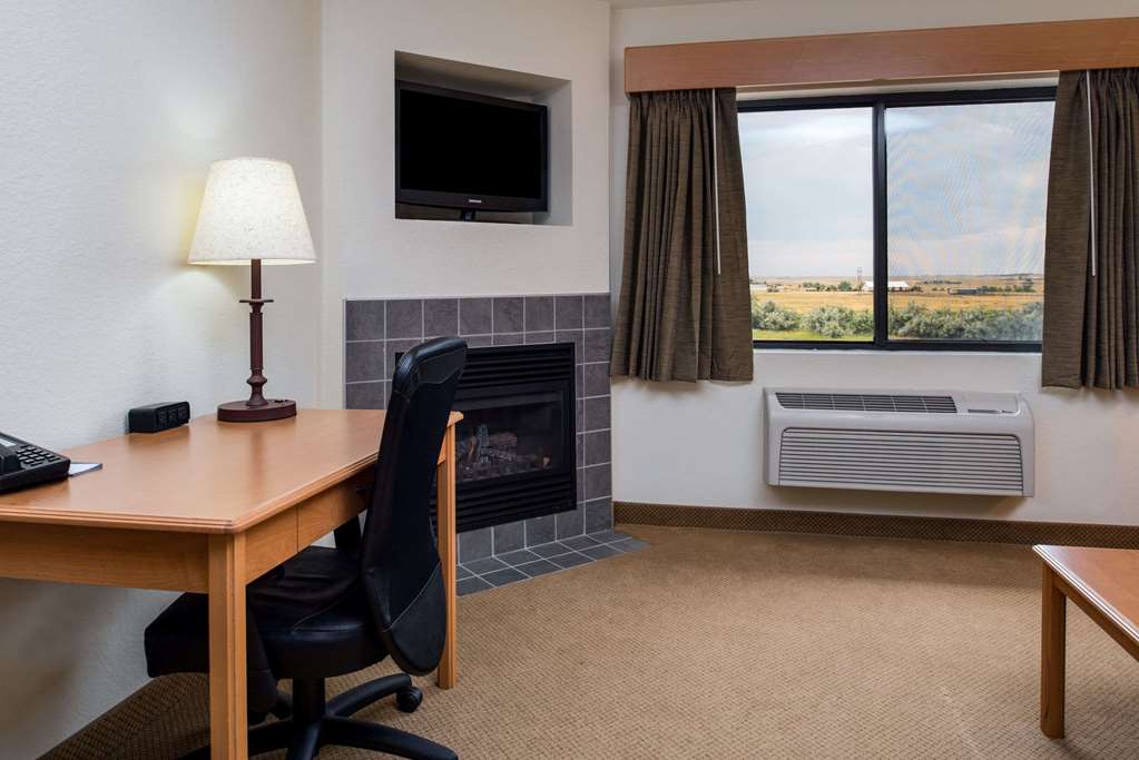 AmericInn by Wyndham Belle Fourche - photo 17