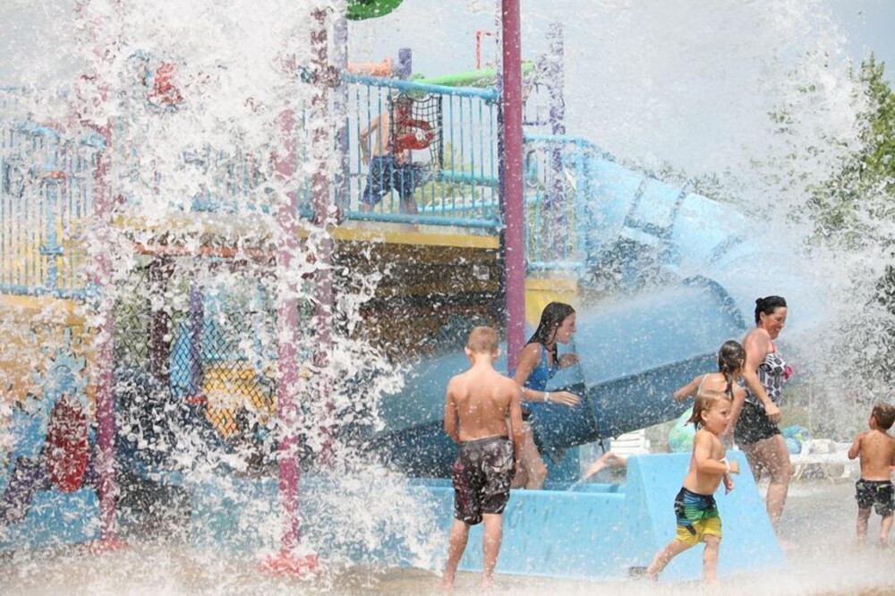 Indiana Beach Accommodations - photo 20