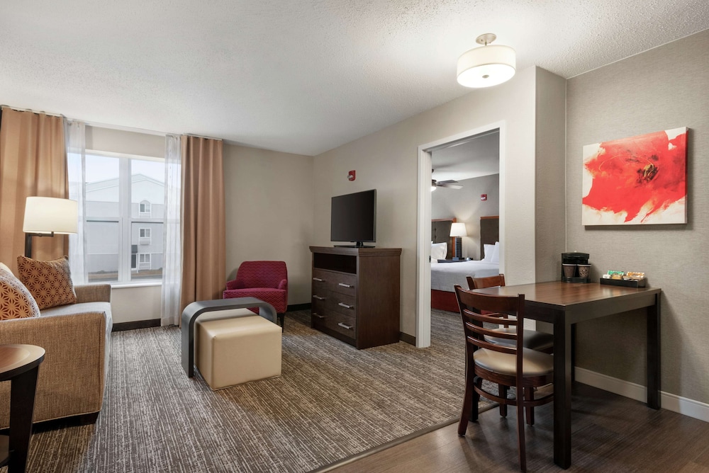 Homewood Suites by Hilton Rochester Henrietta - photo 15