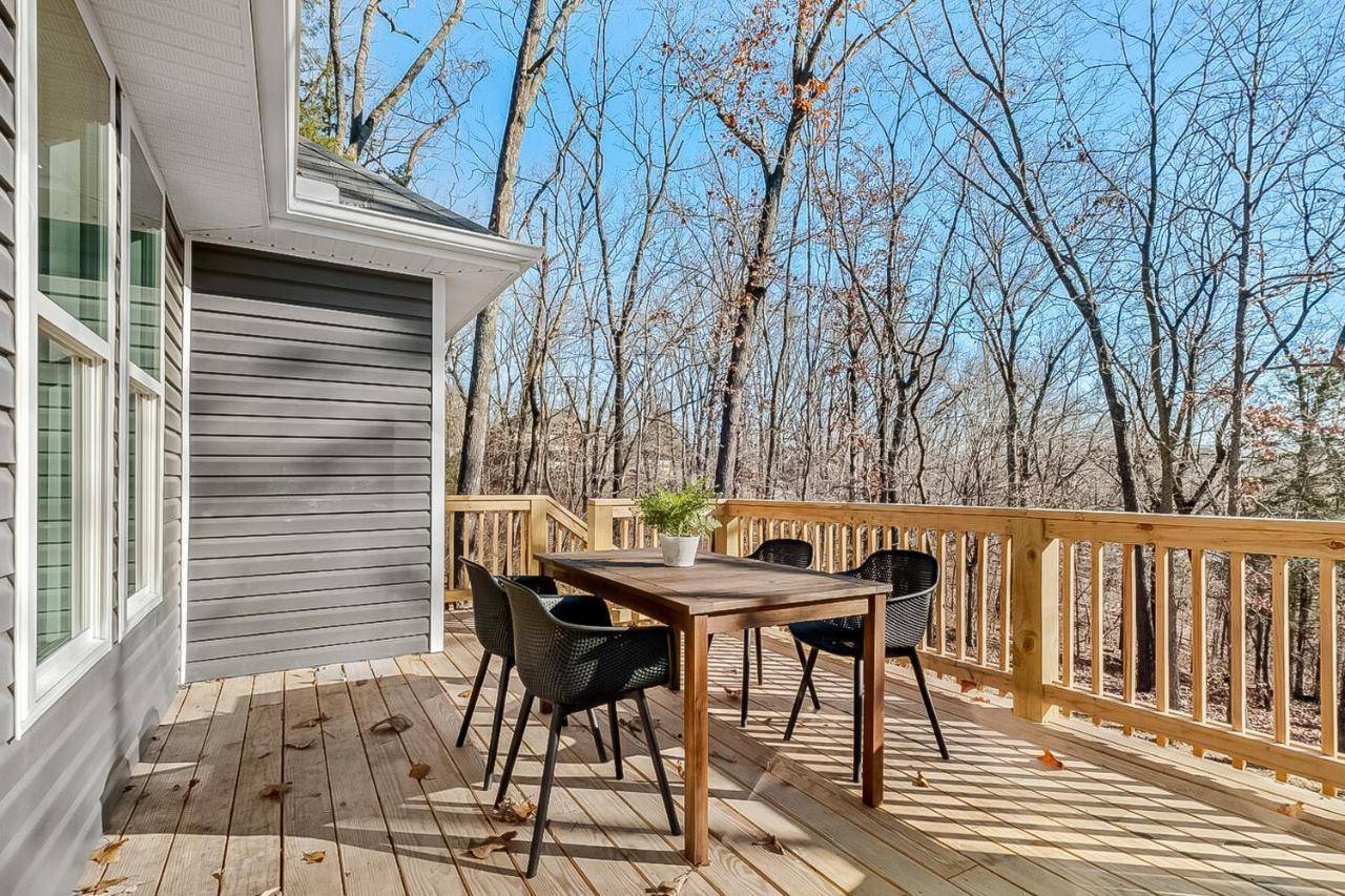 The Dutchman in Bella Vista, United States