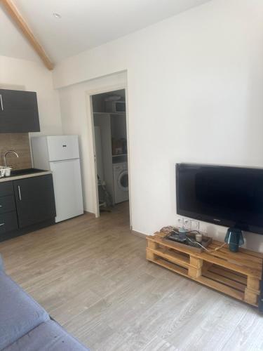 T2 avec spa en centre VAR in Rocbaron, France