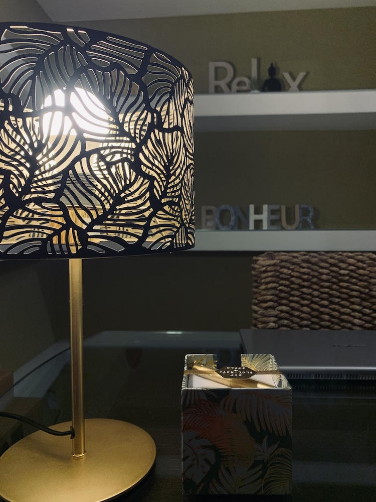 B&B Ungheria Ottantaquattro — 4-Star Luxury Hotel in Palermo, Italy