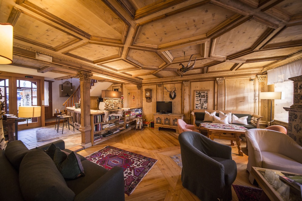 Bio Boutique Hotel Laurino — 4-Star Luxury Hotel in Cavalese, Italy