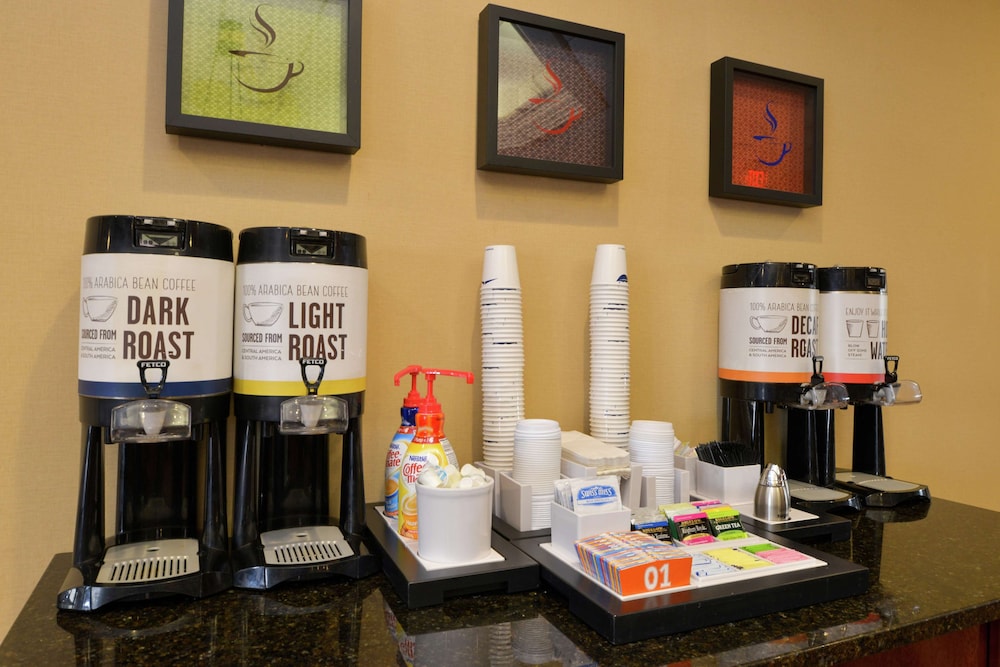Hampton Inn Frederick - photo 40
