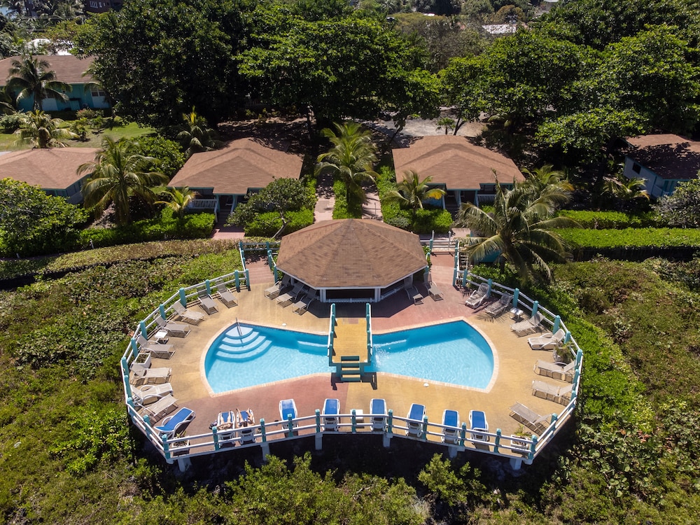 Seagrape Plantation Resort & Dive Center in Unknown City, Honduras