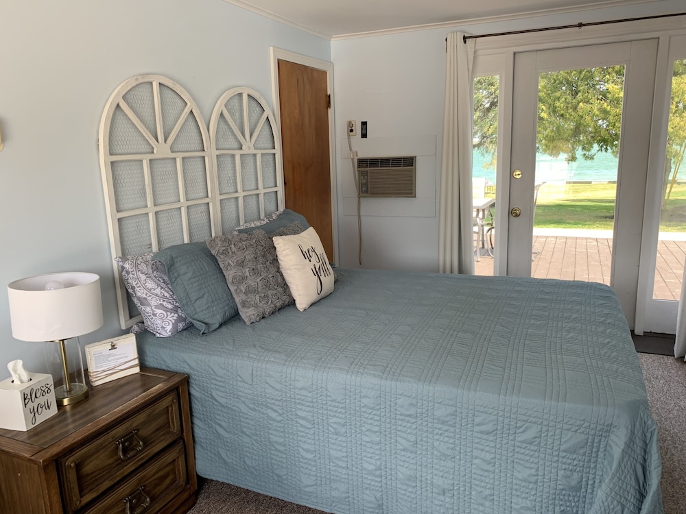 Grand Lake Resort - photo 8