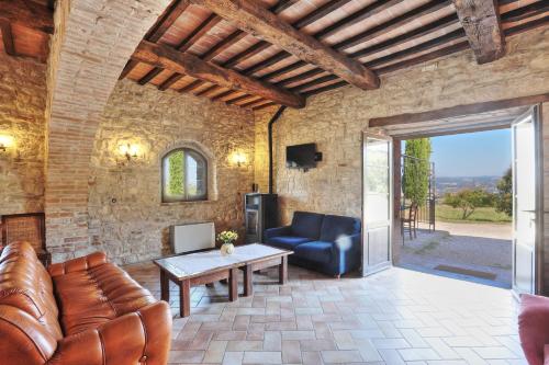 Agriturismo Fonte di Galiano — 4-Star Luxury Hotel in Monte Castello Di Vibio, Italy