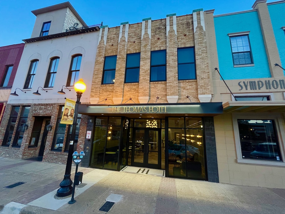 The Thomas Hotel - photo 18