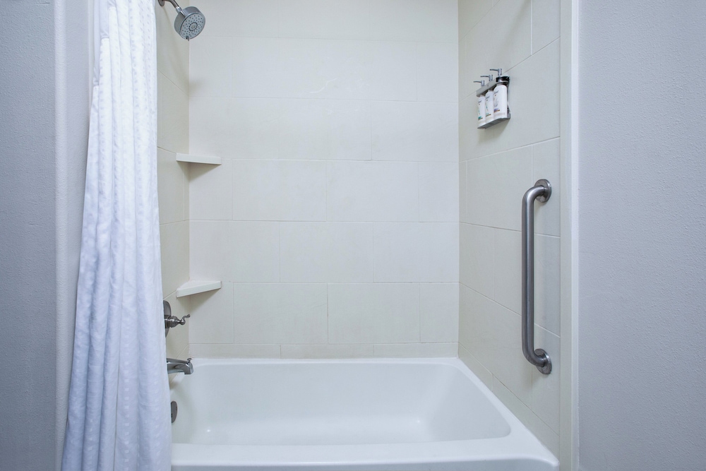 Holiday Inn Express & Suites Duncan by IHG - photo 18