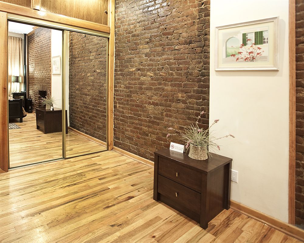 Upper Yorkville Suites - photo 11