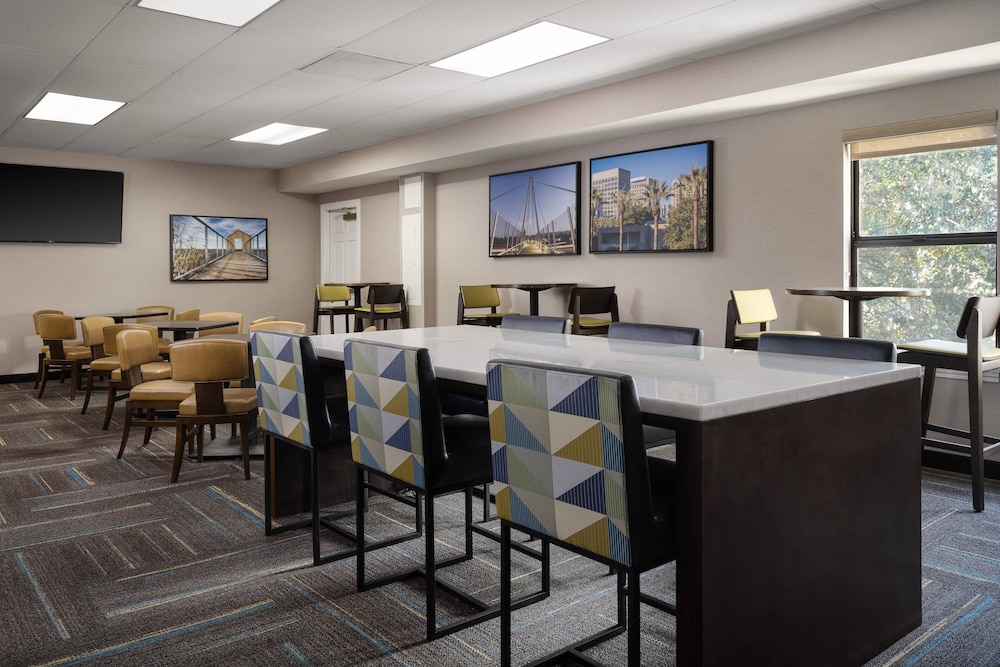 Residence Inn by Marriott Sunnyvale Silicon Valley II - photo 23