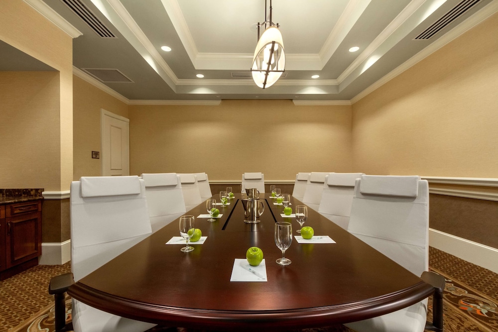 Embassy Suites by Hilton Savannah Historic District - photo 48