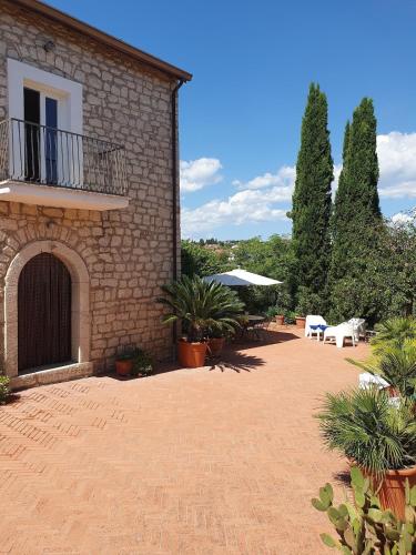 Il Giardino — 4-Star Luxury Hotel in Pietrelcina, Italy