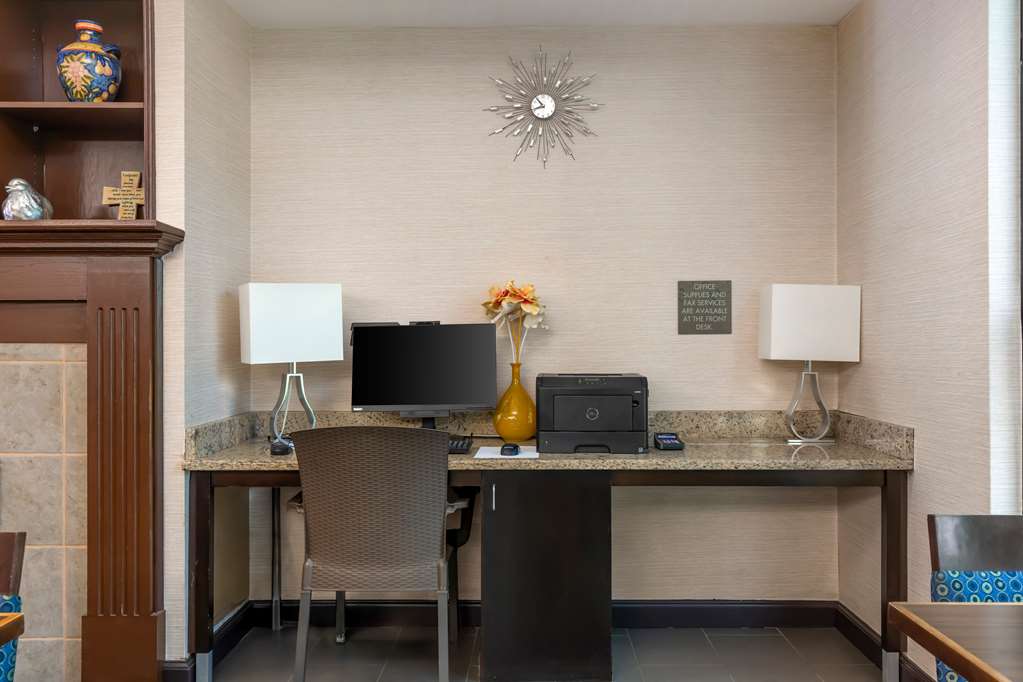 Comfort Suites Regency Park - photo 30