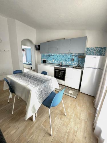 L'Attico Blu Affitti Brevi Italia — 4-Star Luxury Hotel in Valledoria, Italy