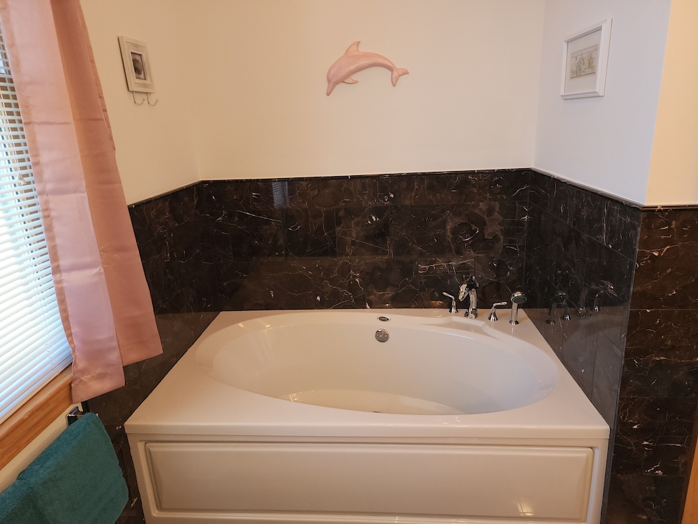 The Starlight Tower Ocean Breeze Suite 1 Bedroom Apartment Hotel by RedAwning - photo 10