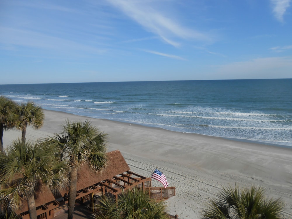 0310 Waters Edge Resort 1 Bedroom Condo by RedAwning in Murrells Inlet, United States