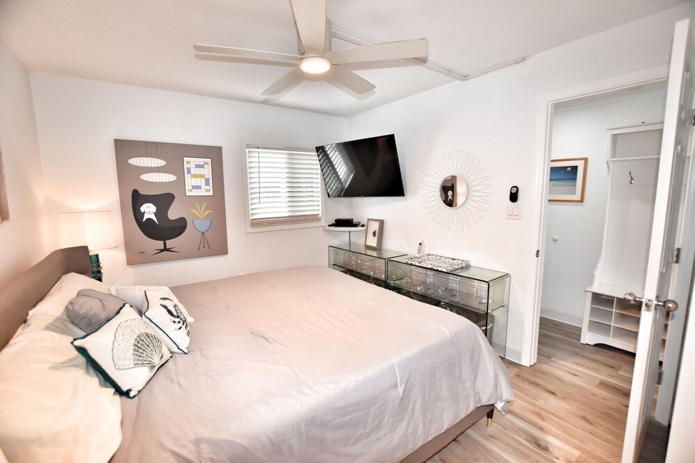 0607 Waters Edge Resort 1 Bedroom Condo by Redawning - photo 4