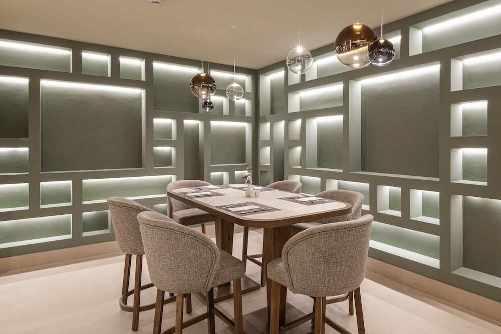 מזון ומשקאות