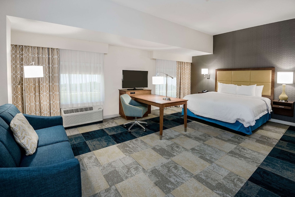 Hampton Inn & Suites San Antonio Brooks City Base - photo 12