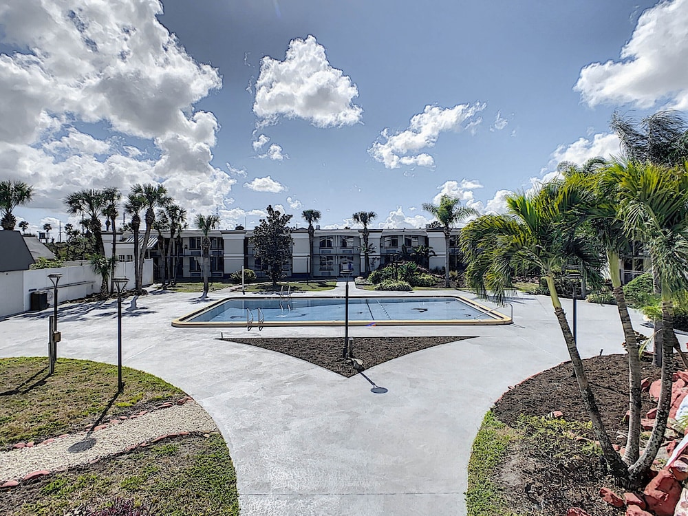Stayable Suites Orlando - photo 14