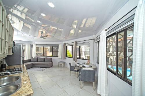 One Bedroom Apartment in Sosua Great for Remote Workers Fast Wifi — 4-Star Luxury Hotel in Sosua, Dominican Republic