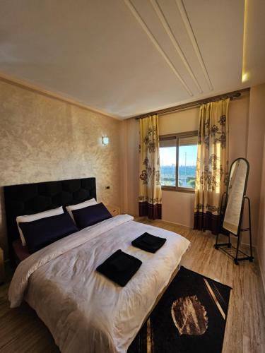 MIA Appartement N1 Élégance Confort et Sérénité — 4-Star Luxury Hotel in Casablanca, Morocco