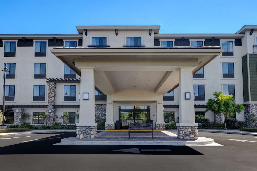 Hampton Inn & Suites San Luis Obispo - photo 52