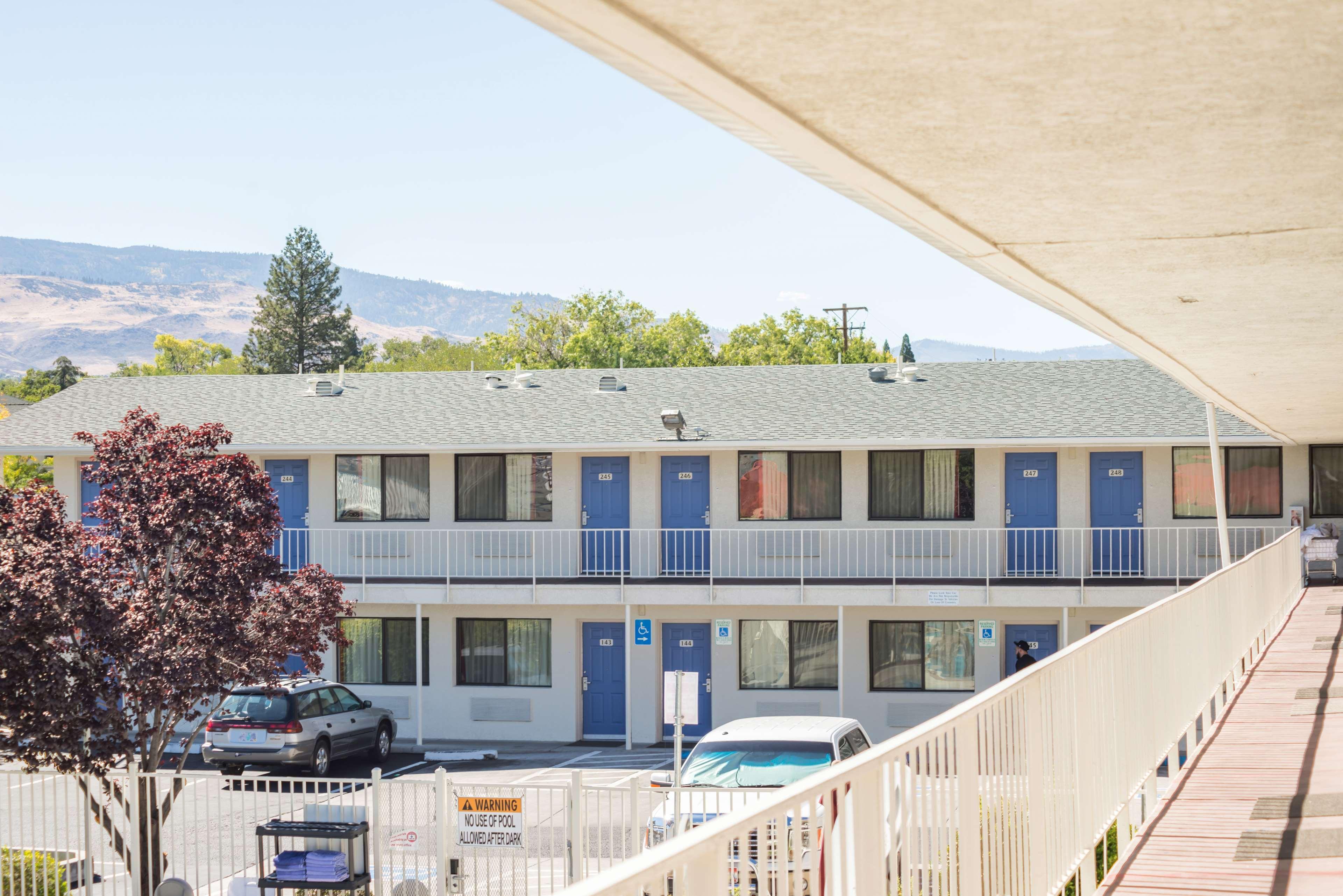 Motel 6 Reno NV Virginia Plumb - photo 2