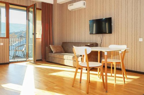 Stylish Studio in Old Tbilisi By Wehost