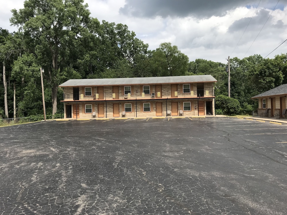 Parkview Motel - photo 39