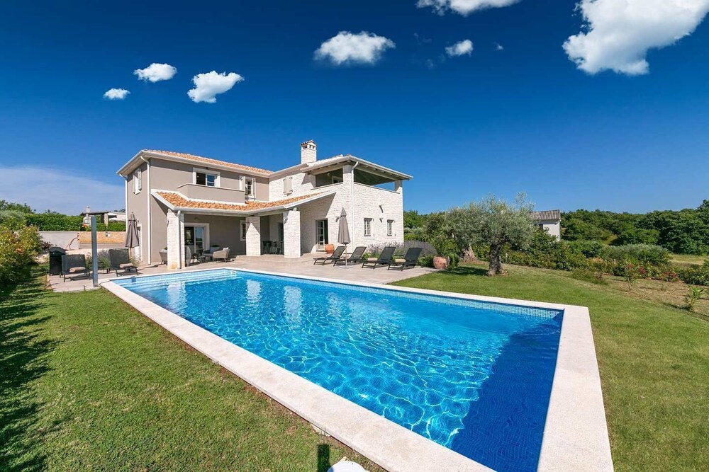 Villa Pietra — 5-Star Luxury Hotel in Porec, Croatia