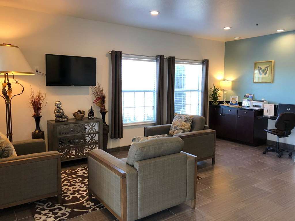 Super 8 by Wyndham Forney East Dallas - photo 2