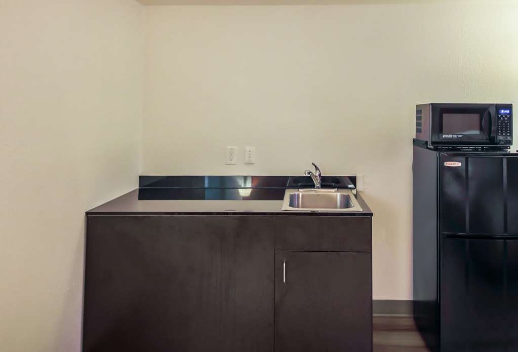 Motel 6 Greensboro NC Airport - photo 11