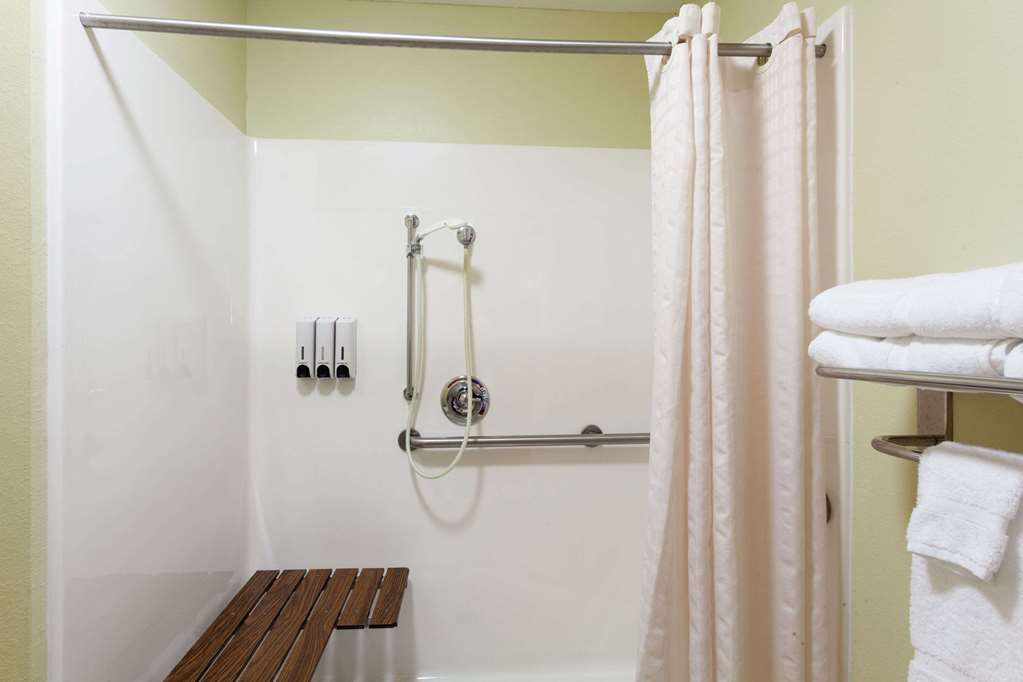 Baymont by Wyndham Dale - photo 10