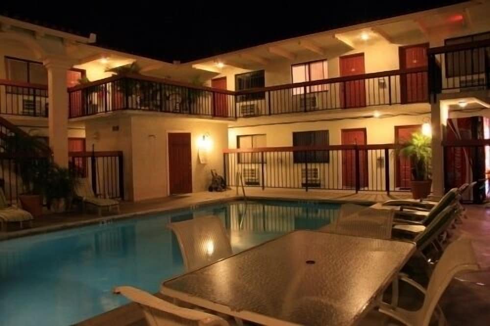 Palm Breeze Hotel - photo 36