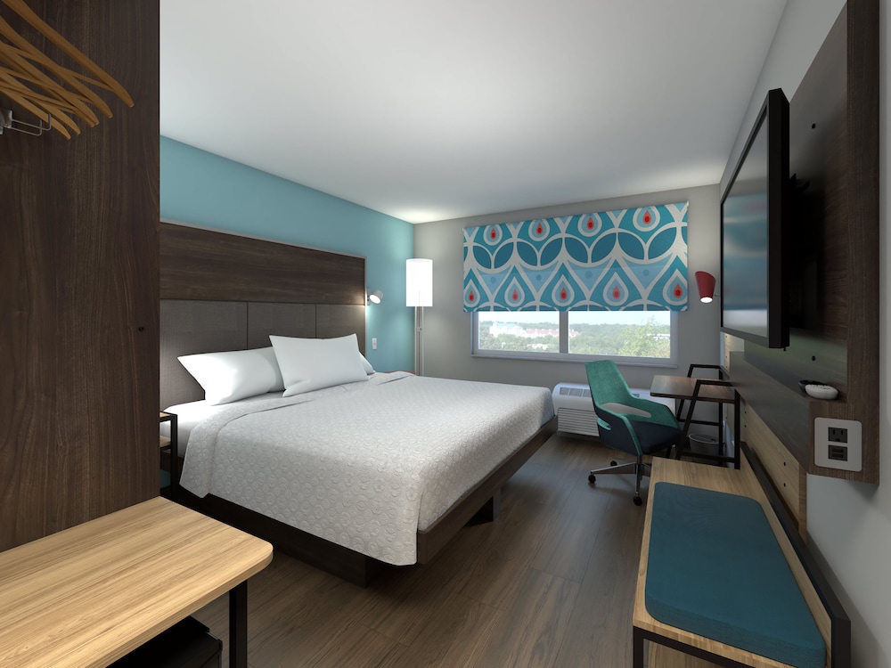 Tru by Hilton Pensacola Airport Medical Center - photo 7
