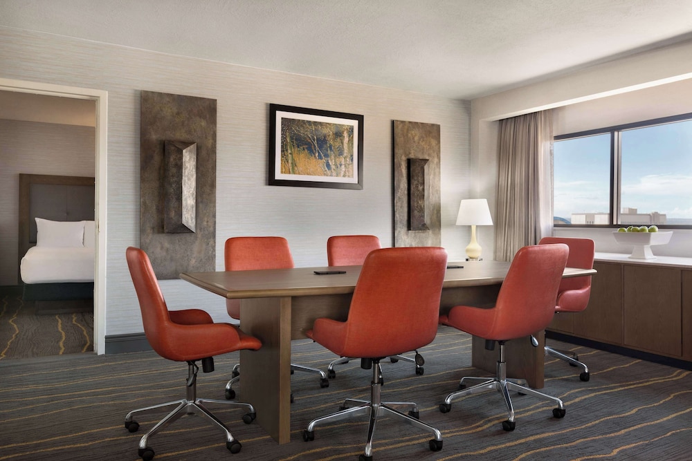DoubleTree by Hilton Hotel Albuquerque - photo 24