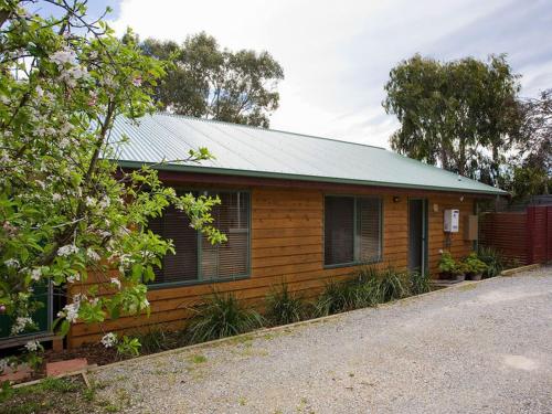 Sandhurst Escape 2 17 - last minute hotel in Jan Juc