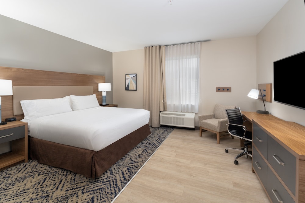 Candlewood Suites Asheville Downtown by IHG - photo 10