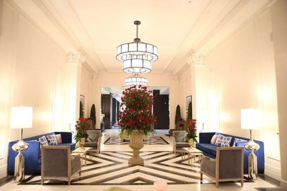 Embassy Suites Louisville Downtown - photo 2