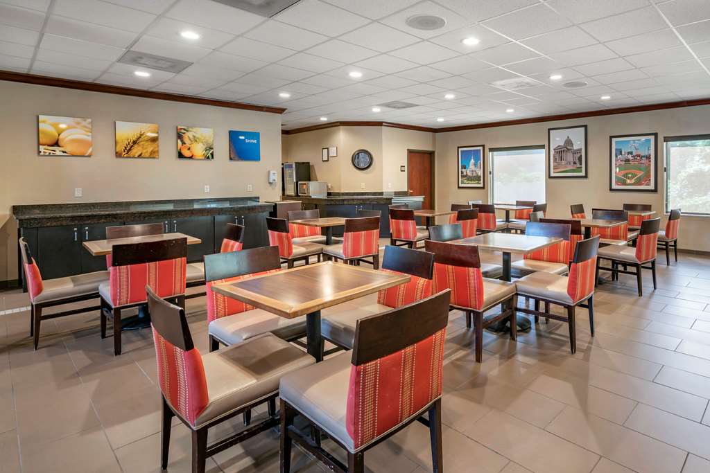 Comfort Inn & Suites St. Louis O'Fallon - photo 26