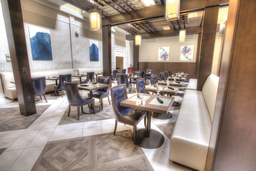Doubletree Suites by Hilton at The Battery Atlanta - photo 36