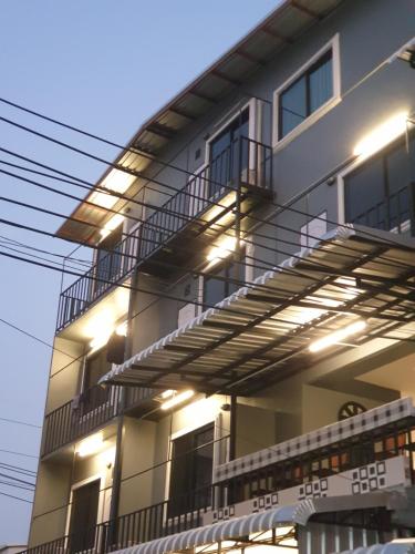 Gail's Hostels