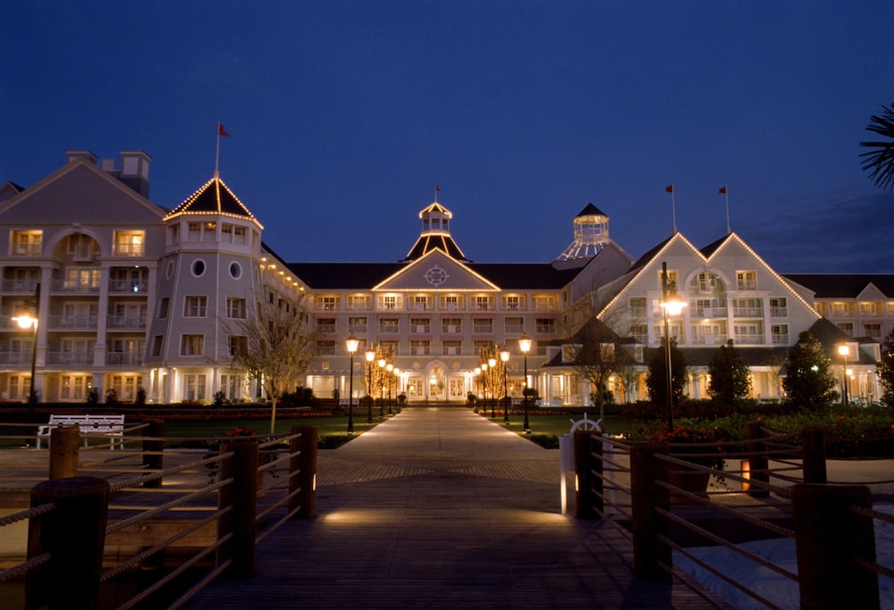 Disney's Yacht Club Resort - photo 21